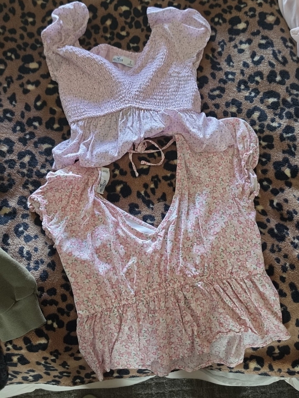 Hollister Light Pink Floral Ruffle Crop Top
